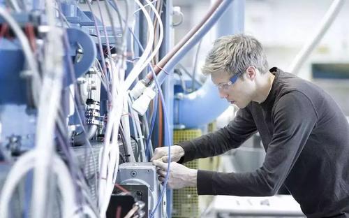 電子工程、信息工程、通信工程與通訊工程的核心區別